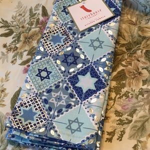 Hanukah Kitchen Towel Set of Two NWT StarsOnSilver